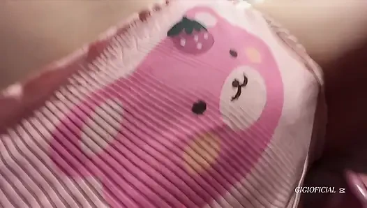 Tiktokçu kız bekaretini kaybetmenin viral videosunu çekti