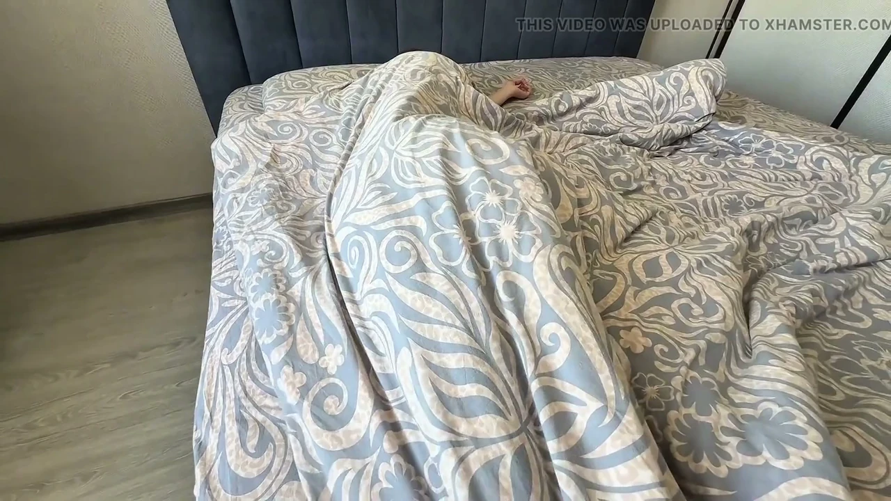 Young Busty Slut with Huge Tits Gets Cum on Her Tits