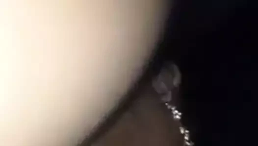 Eski en iyi arkadaşım beni emmek için geldi