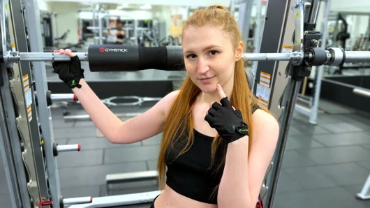 Sex in the Gym..How Am I Supposed to Finish My Workout ?!