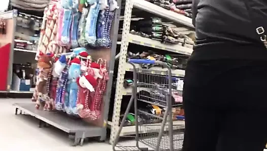 Tombul gotik iri güzel kadın