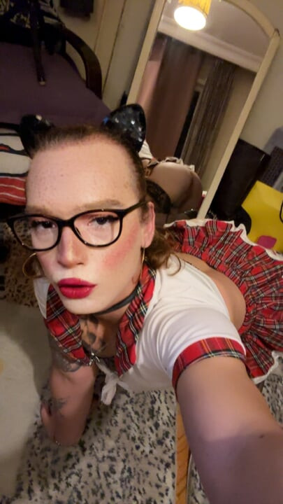 Merve Rose Bekaret BBC Köpek Stili Hardcore Anal Boşalma Sissy Orgazm Çorap Okul Kızı Üniforması Feminen Erkek Sarışın Kısa Saç Dövme
