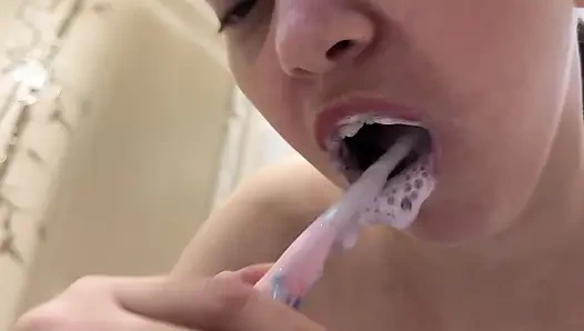 Diş fırçalama fetişi