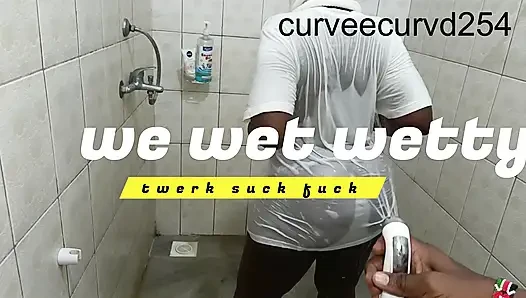 Islak Twerk Yaptık Ve Emildik Ve Sikildik: Banyoda Romantizm