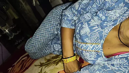 Hintli evli kadın döl için yağlı yarağıma ustalık yapıyor