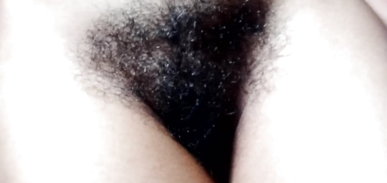 Seksi memeli ve sıkı amcıklı ateşli kız ev yapımı 35