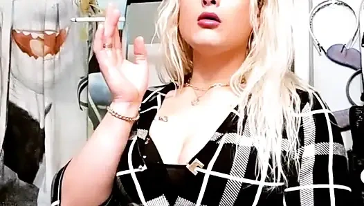 Ateşli fetiş sigara içme 120