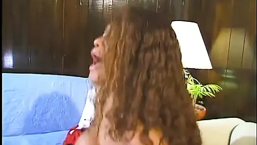 Harika memeli sansürsüz zenci kadın kıllı amına yarak alıyor