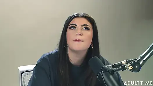 Gal ritchie: spiegler kız ve hentai sevgilisi | Adult Time Podcast