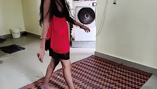 Hintli üniversiteli kız