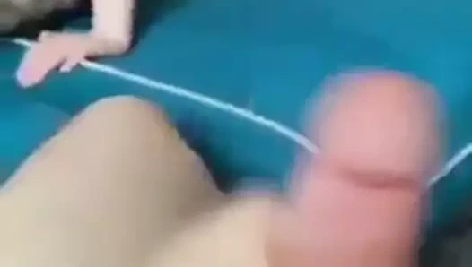 Koca izlerken karısı becerdin. boynuzlamak