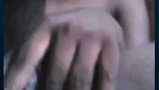 Siyah güzellik sandra k parmak ona ıslak kedi