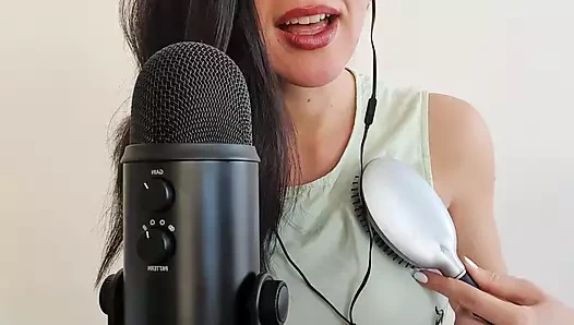 Yaramaz saç fırçalama ve amcığıma sokma asmr