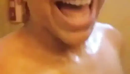 Jamie ann onu büyük doğal göğüsleri ile ileri geri