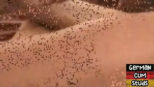 Alman amatör eşcinsel evde yarak emmeden önce prezervatifsiz