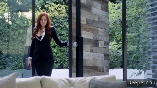 Глубже. Миниатюрная Alexis - пешка в извращенную игру пары