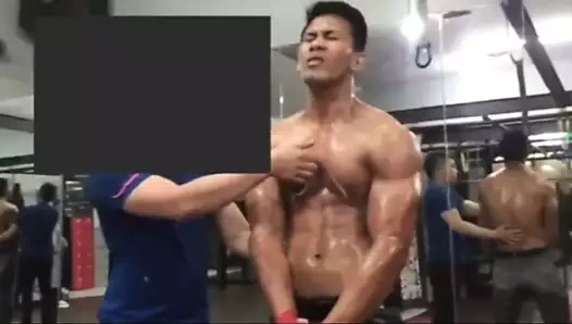 Sıcak meme oyun videoları!