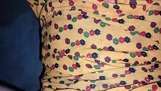 Üvey erkek kardeşim evde olmadığı için Müslüman baldızımı sert siktim