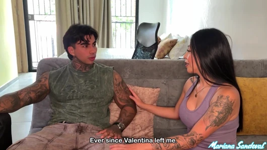 Hot Milf Mariana Sandoval Gets Her Tattooed Friend Christian Chaux To Fuck Him On The Couch