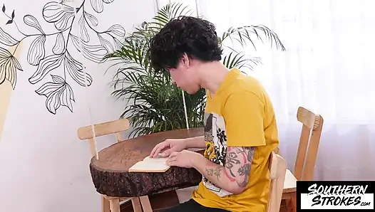 Southernstrokes tae xoxo prezervatifsiz oyun için Col Raider'ı davet ediyor