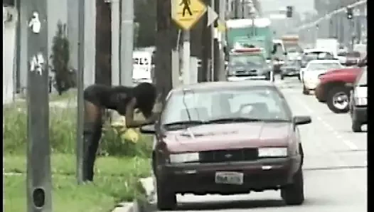 Siyah fahişe derin boğaz beyaz çük önce kahrolası