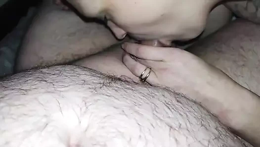 Kocamın küçük yarağını emmenin 29 numaralı derlemesi