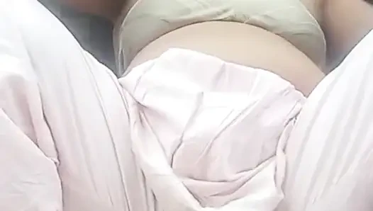 Vallige bhabi finger passy eating passy finger dasy bige Vallige bhabi