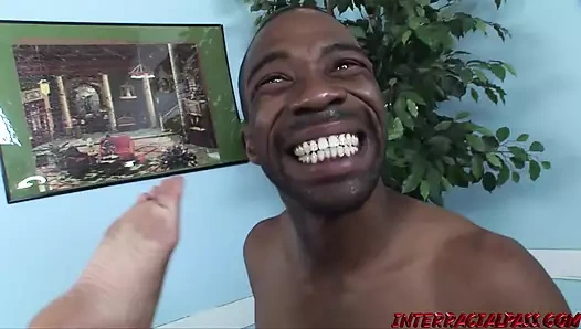 Azgın Sophia nazikçe iki büyük zenci yarağı bol diyor