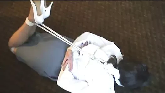 maskeli adam domuzlar monica