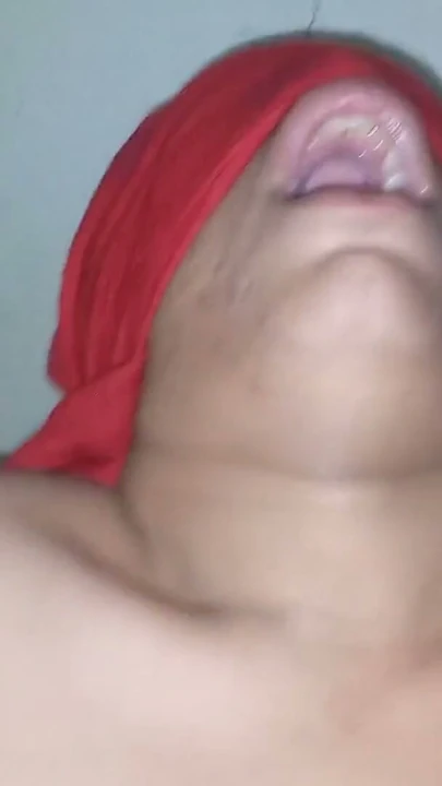 Üvey kız kardeşin ağzına sik verdim. Hintçe ses. | Bölüm 3