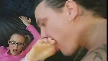 Ayak fetişi ve külotlu çorap seks