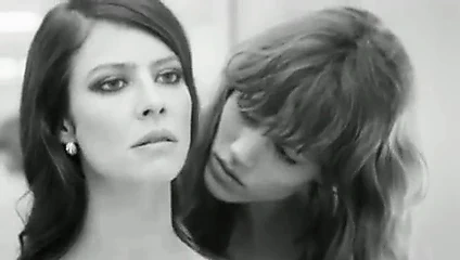 Lezbiyen öpücüğü