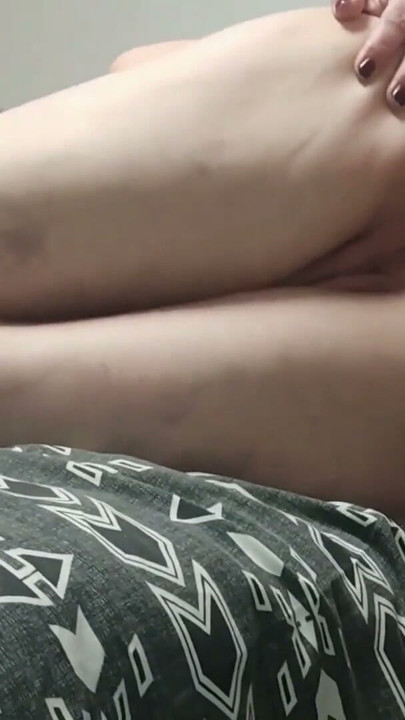 Ateşli latin orta yaşlı seksi ev hanımı tüm deliklerini siktiriyor - anal dölleme | Klip 1