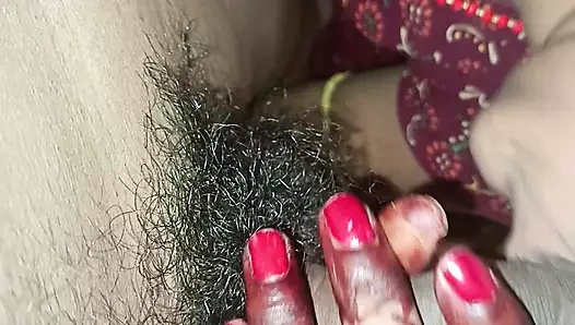 Sıcak rustik baldızının acı verici ilk kez sıcak su içinde düşen su videosu