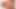 Orta yaşlı seksi kadın tapmanız için ayaklarına tükürüyor