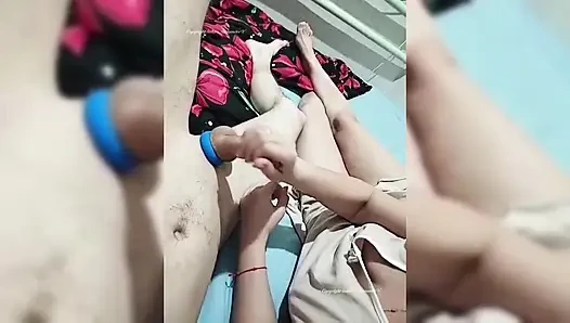 Sensual and Gentle Handling of a Dick. a MILF Knows How to Jerk off!