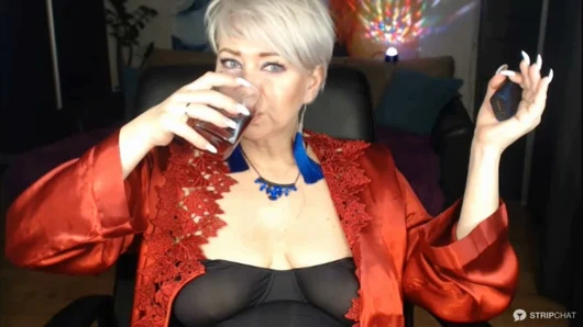 Milf rus webmodel aimeeparadise: sıcak ifşalar.!. ))