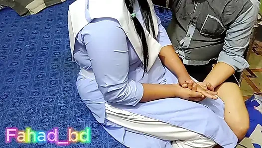 Hintli üvey erkek kardeş bana seks ahhh ile sikişmeyi öğretiyor - 1