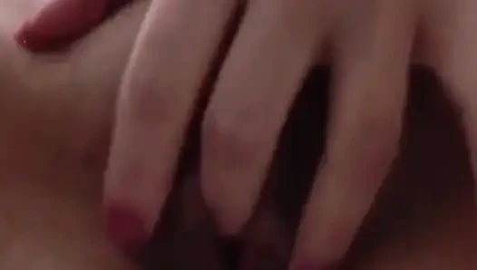 Eşim beni tahrik etmek için kendine dokunuyor