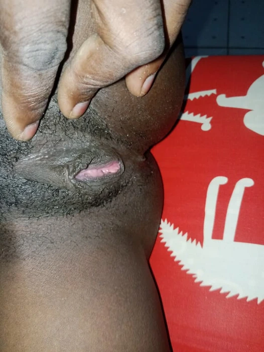 Küçük baldızımla sikişiyorum