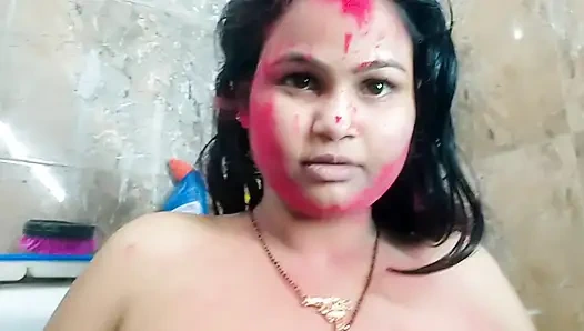Holi Mein Rang Lagate Lagate Stepdad Ne Stepdaughter Ki Chut Mein Daal Diya Bathroom Sex Scandal