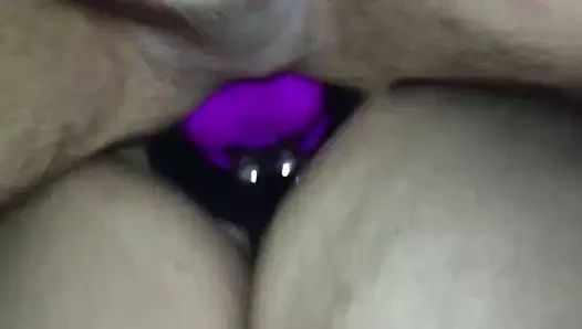 Bir strapon ile kız arkadaşım tarafından becerdin köpek stili