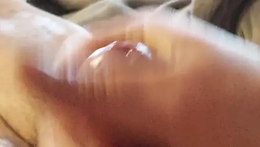 Gerçekten çok fazla meyve suyu boşalıyor