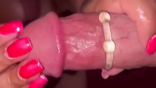 İşte yeni videom pembe parmak tırnaklı turuncu ayak parmaklarıyla tırnak sokma