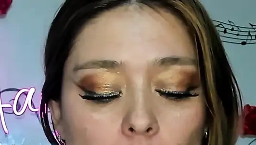 İçimdeki kamera!! Büyük dinozorları yutuyorum ve gırtlağına kadar alıyorum!