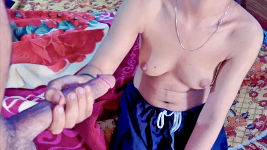 Küçük bobes küçük küçük amcık damla su