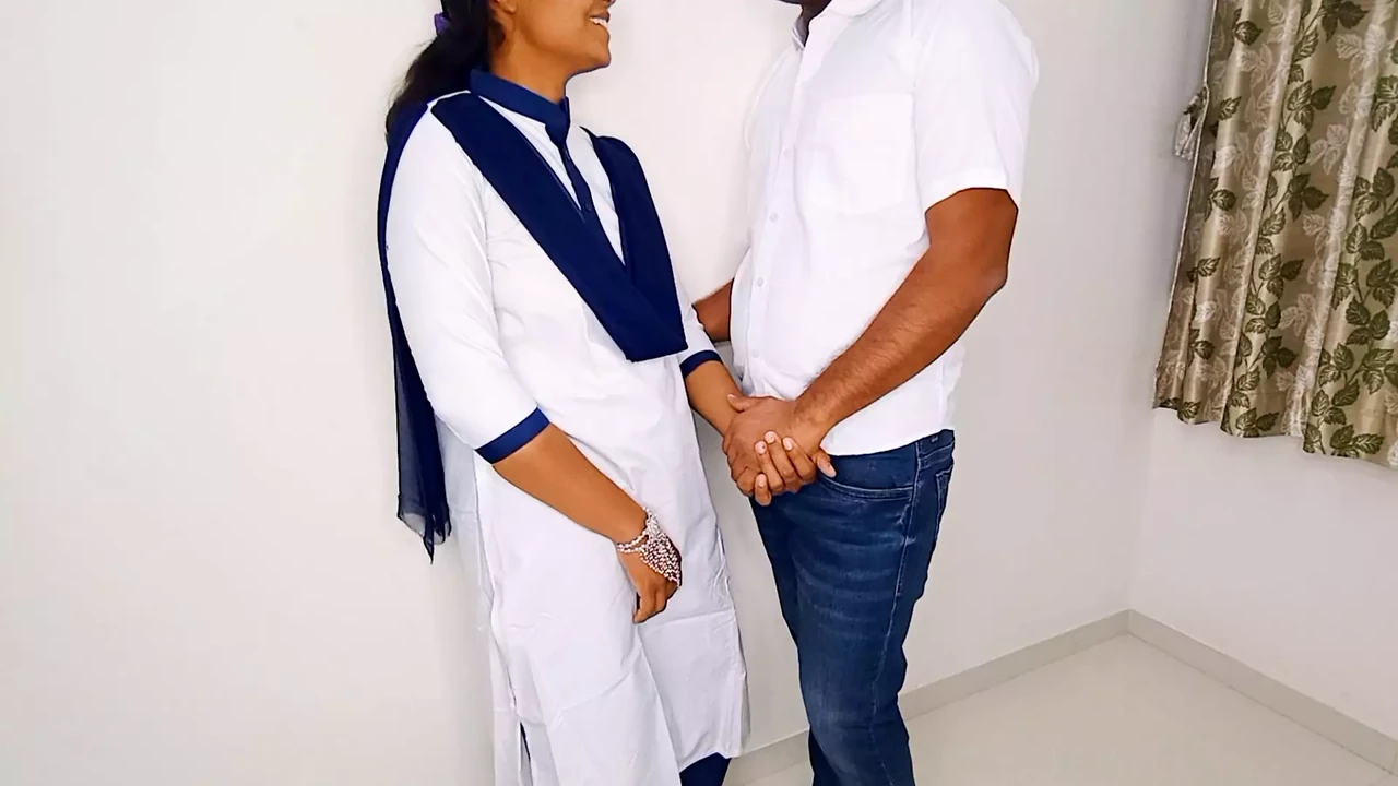 HD Shcool Me Class Chutne Ke Baad Komal Ne Apne Boyfriend Ke Sath Chut Fat Jayegi (4K Ultra) - Canada Special