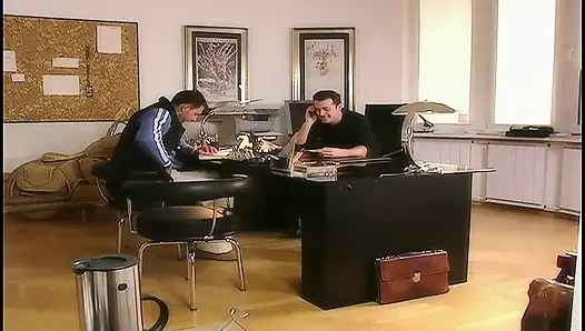 Billy'nin anal porno çalışma seansı