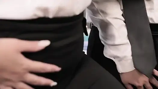 Çinli sekreter zevk için sikişiyor - sapık orta yaşlı seksi kadınlar