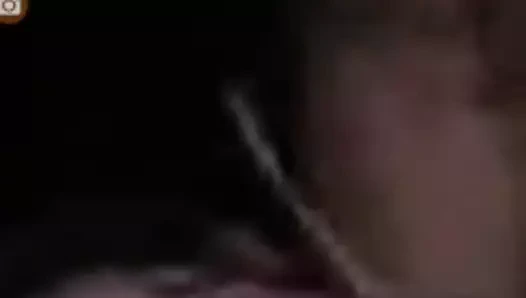 kam üzerinde göğüsleri gösteriliyor